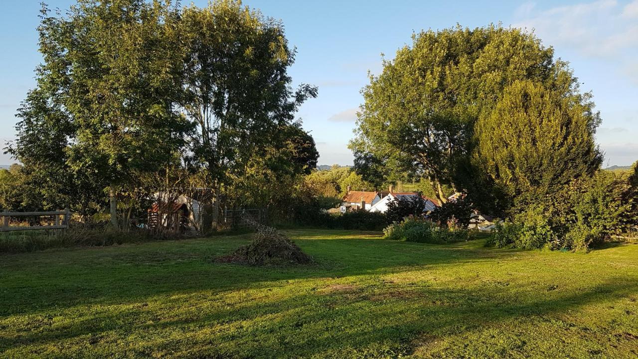 Baptist Cottage Cheverell Экстерьер фото
